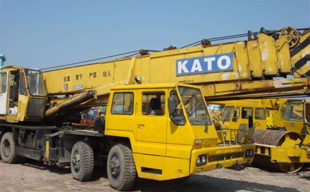 進口吊車清關如何操作，機械設備清關流程