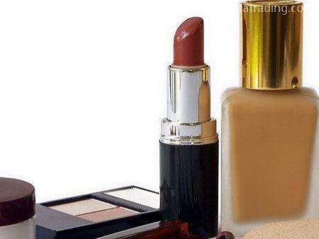 進(jìn)口化妝品報(bào)關(guān)前請(qǐng)先了解這幾點(diǎn)注意事項(xiàng)！